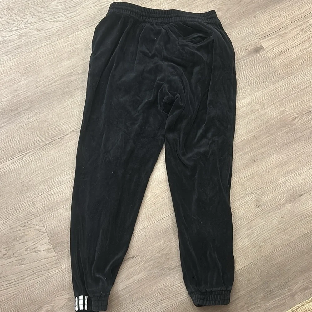 Adidas Originals Women's Track Suit - Picture 6 of 6